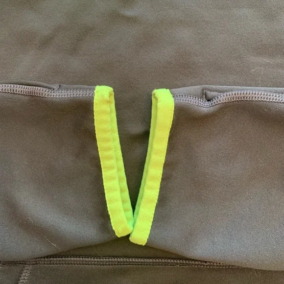 Nike Neon Hoodie - Picture 9 of 10